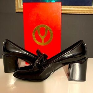 Schoolgirl stunners!